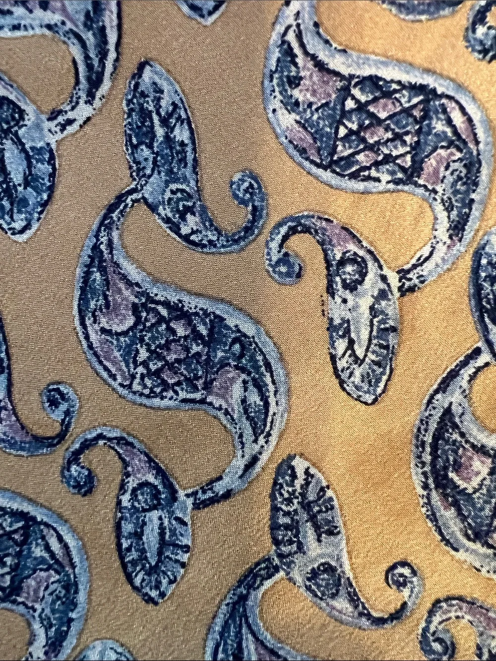 Joseph Abboud silk tie